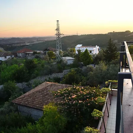 #ioniahouse Surrel Βίλα Τίρανα